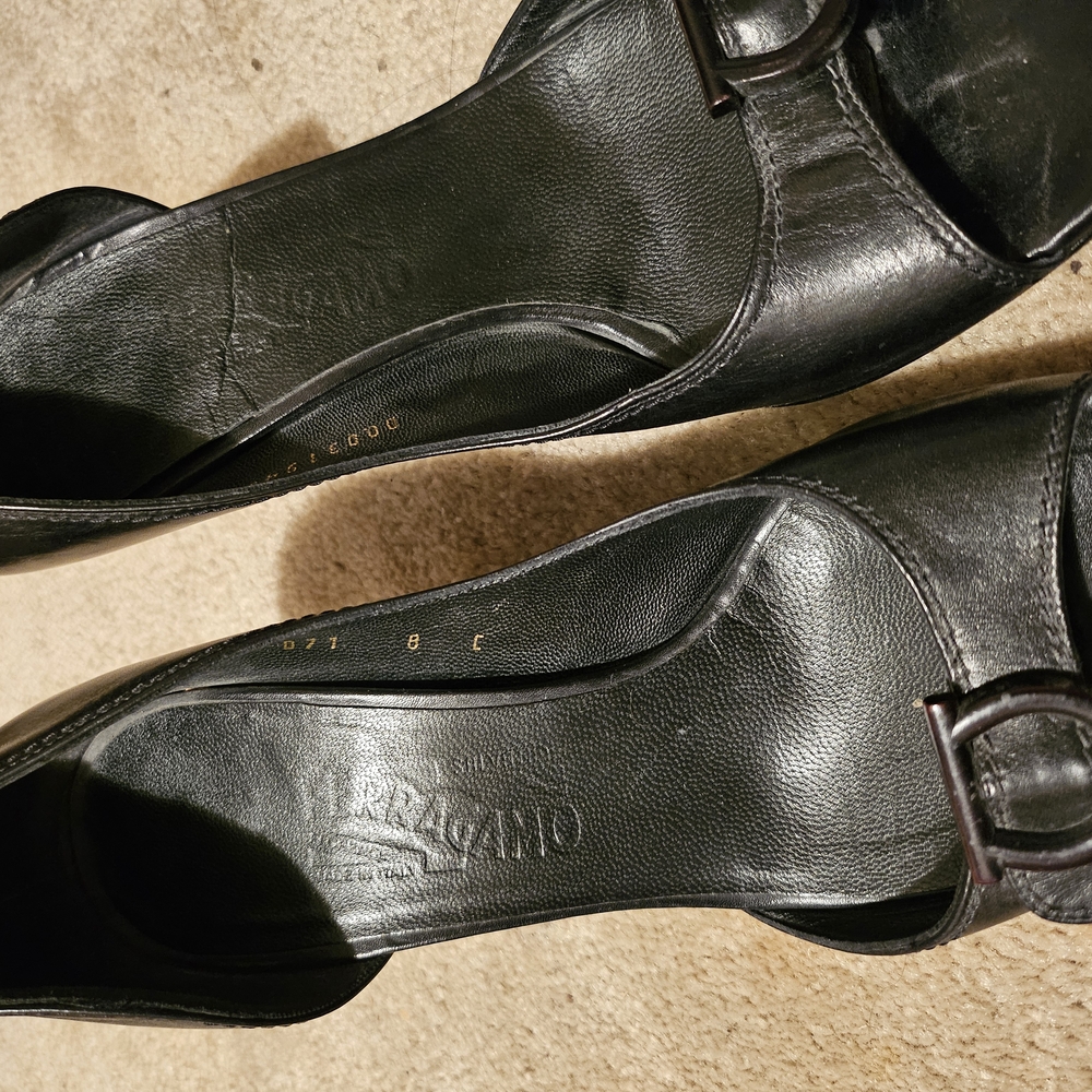 Salvatore Ferragamo Women's Black Leather Shoes